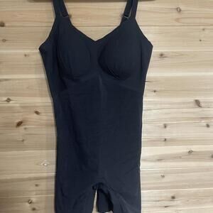 Honey Love Black Shape Wear